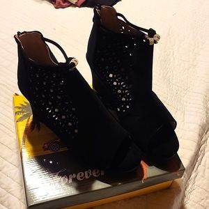 Charlotte Russe, sz 10 black